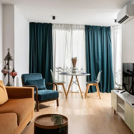 Monko Estrellas 托雷莫利诺斯